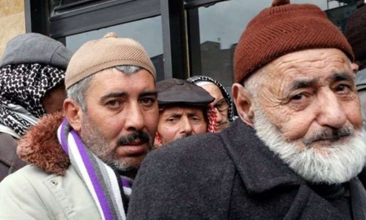 Emeklilere müjde; şezlong ve şemsiyeler bedava olacak!