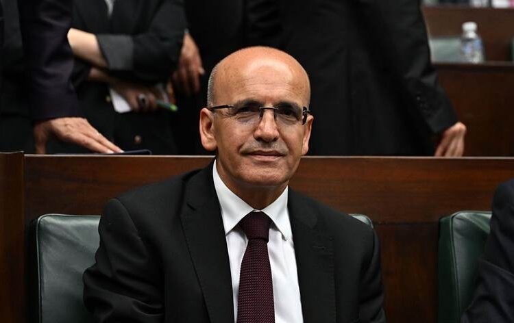 Mehmet Şimşek’in istifa iddiasına İletişim Başkanlığı’ndan yalanlama 1 Mehmet Şimşek’in istifa iddiasına İletişim Başkanlığı’ndan yalanlama
