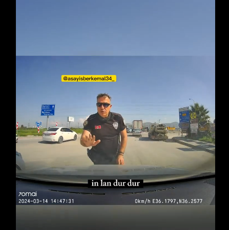 Sivil polis, kendisine yol vermeyen aracı silahla kovaladı