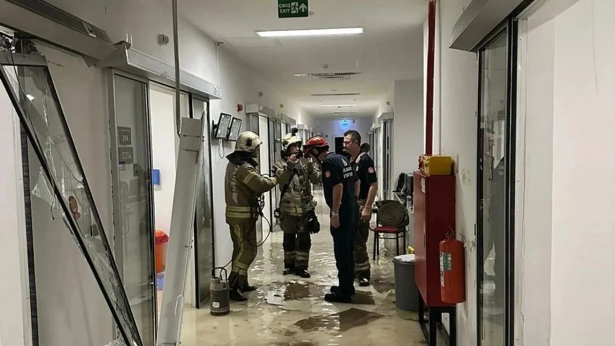 Tavanı çöken hastanede bebeği ölen aile isyan etti 6 Tavanı çöken hastanede bebeği ölen aile isyan etti