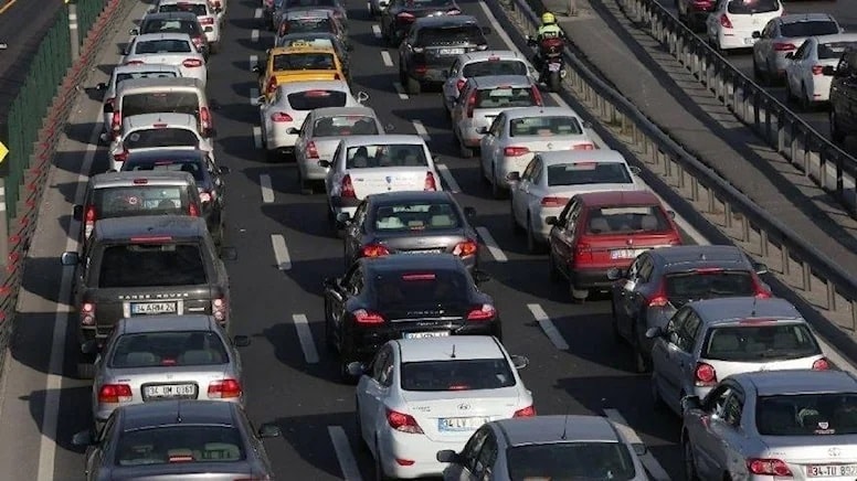 Vatan caddesi ve bazı yollar trafiğe kapatıldı! 2 Vatan caddesi ve bazı yollar trafiğe kapatıldı!