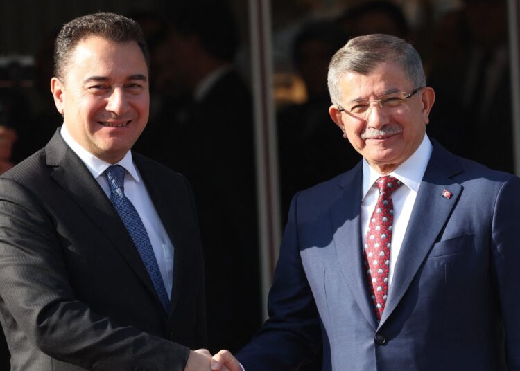 Davutoğlu açıkladı: DEVA’ya birleşme teklifi götürdüm