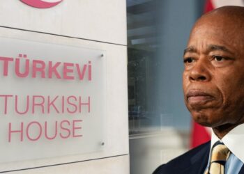 New York Belediye Başkanı’nın yolsuzluk ve rüşvet davasında çok sayıda Türk’ün adı geçiyor