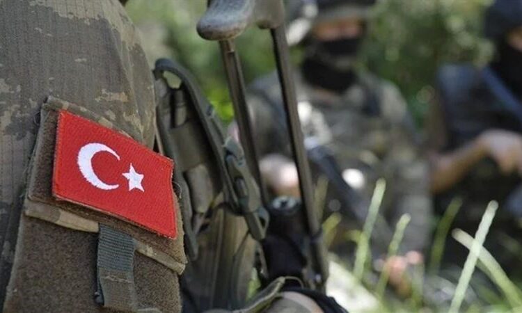 Nöbette kendini vuran asker hayatını kaybetti 1 Nöbette kendini vuran asker hayatını kaybetti