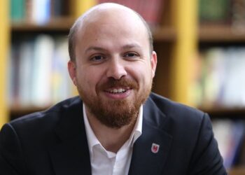 “Fatih Altaylı denen ahlaksız adam.. EYT felaketti, kandırıldık.. Bir ekonomist olarak söylüyorum, mülteciler kazançtır”