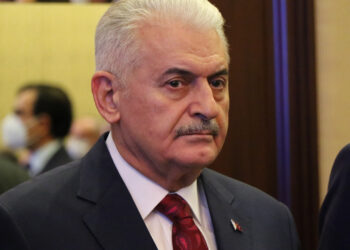 Binali Yıldırım’ın kalbine 4 stent takıldı