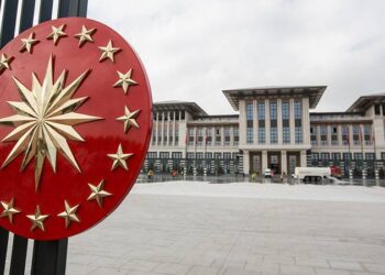 Gerekçe cumhurbaşkanına hakaret: 16 yaşında, her hafta karakola imza veriyor