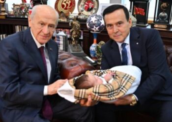 64 yaşında baba olan Kürşad Yılmaz, Devlet Bahçeli’yi ziyaret etti