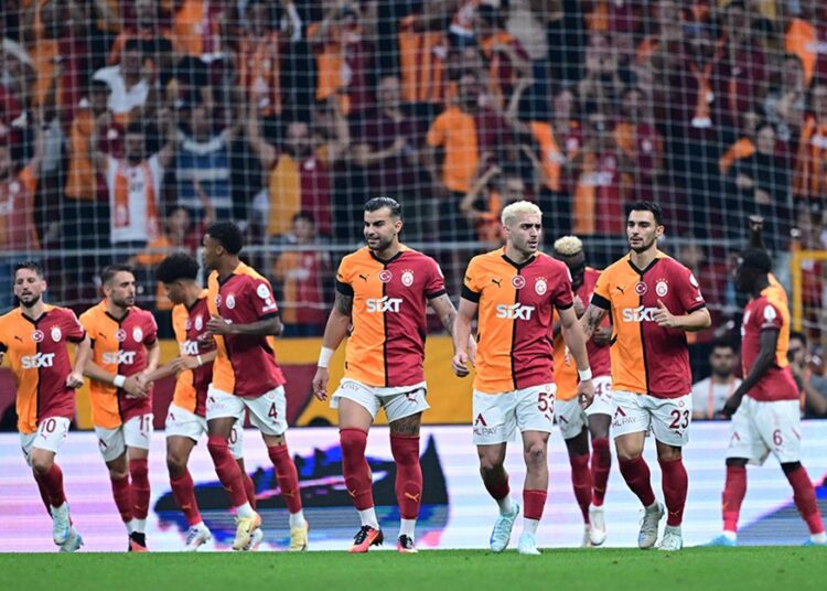 Galatasaray Rize'de farklı kazandı: 5-0 1 Galatasaray Rize’de farklı kazandı: 5-0