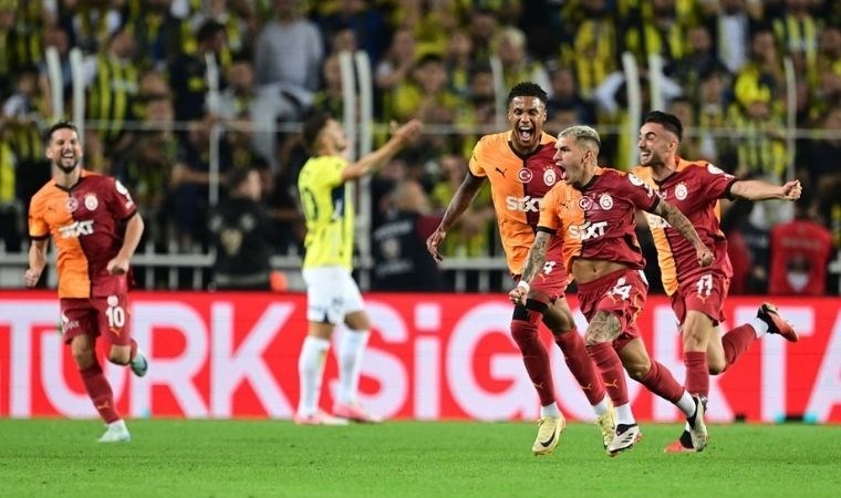 Mourinho ilk derbisinde yıkıldı! Galatasaray-Fenerbahçe: 3-1 2 Mourinho ilk derbisinde yıkıldı! Galatasaray-Fenerbahçe: 3-1