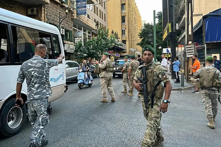 İsrail’den görülmemiş dijital saldırı: Yüzlerce Hizbullah üyesi çağrı cihazlarının patlaması sonucu yaralandı 2 İsrail’den görülmemiş dijital saldırı: Yüzlerce Hizbullah üyesi çağrı cihazlarının patlaması sonucu yaralandı