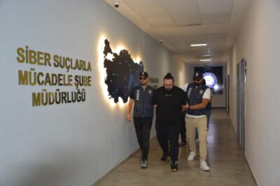 Ahlaksız konuşmalarıyla tepki çeken 'Jahrein' tutuklandı 2 Ahlaksız konuşmalarıyla tepki çeken 'Jahrein' tutuklandı