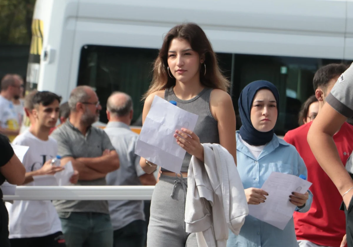 Altın kolyesini bırakmamak için KPSS'den vazgeçti