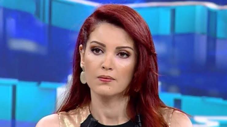 Nagehan Alçı akciğer kanseri oldu: '4 yıldır uyuyormuş' 1 Nagehan Alçı akciğer kanseri oldu: ‘4 yıldır uyuyormuş’
