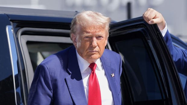 Trump'ın bulunduğu bölgede yine silah sesleri 2 Trump'ın bulunduğu bölgede yine silah sesleri