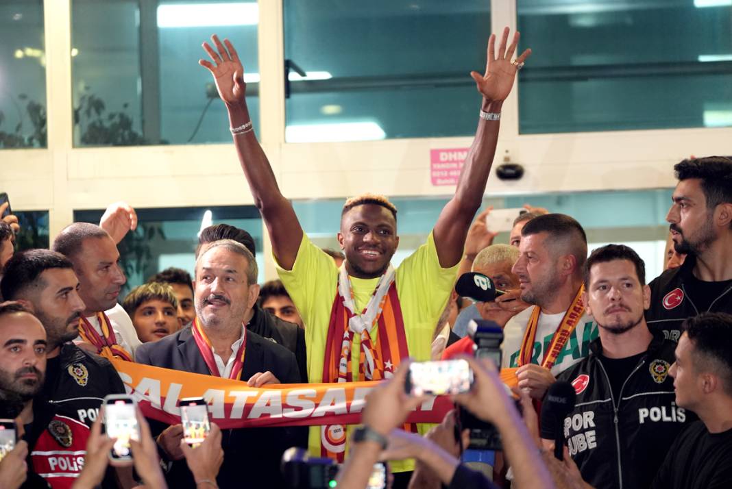 Galatasaray'dan gelmiş geçmiş en büyük transfer 2 Galatasaray'dan gelmiş geçmiş en büyük transfer