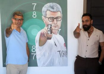 Yusuf Dikeç, kendi tablosuna ateş edecek: Canlı yayında satılacak