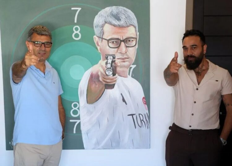 Yusuf Dikeç, kendi tablosuna ateş edecek: Canlı yayında satılacak