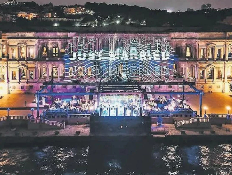 Endonezyalı milyarderin oğlu İstanbul Boğazı’nda evlendi, düğün için 100 milyon lira harcadı 2 Endonezyalı milyarderin oğlu İstanbul Boğazı’nda evlendi, düğün için 100 milyon lira harcadı