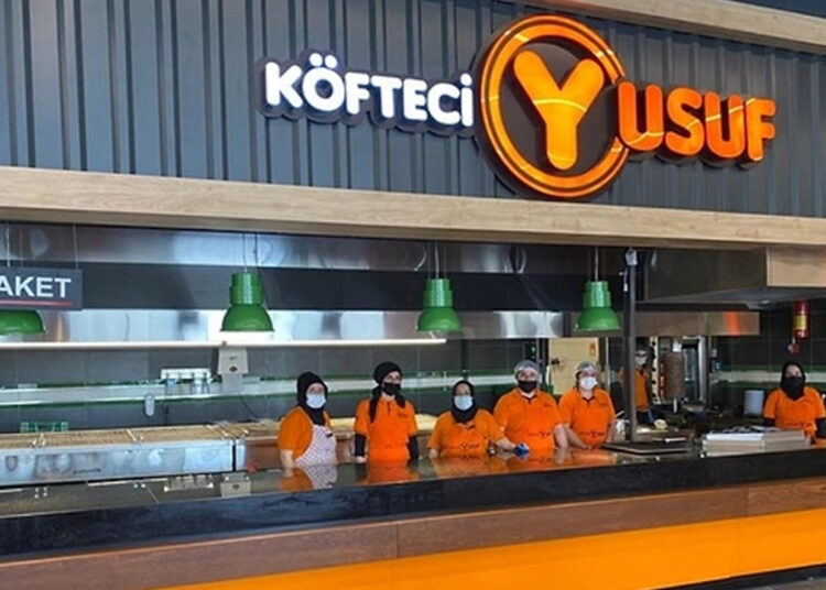 Köfteci Yusuf’tan ‘domuz eti’ açıklaması: Numune alımında hata yapıldı, kumpas var