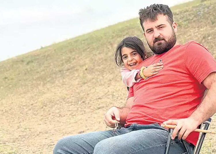 Narin Güran’ın tutuklu olmayan tek ağabeyi Baran Güran paylaşım yaptı: 45 dakika sonra sildi