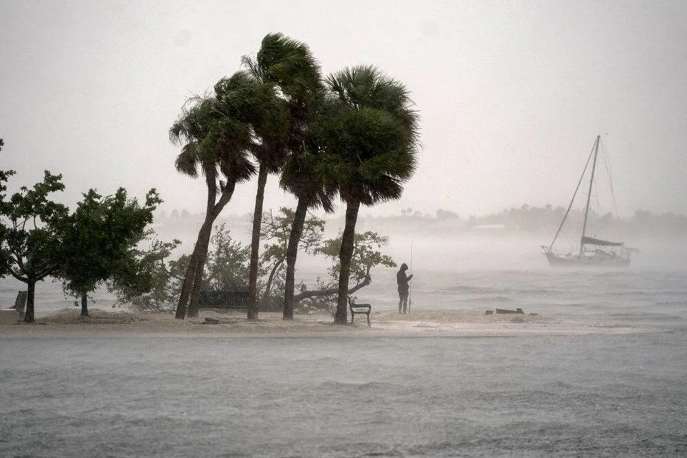 Milton Kasırgası Florida'yı yıkıp geçiyor!