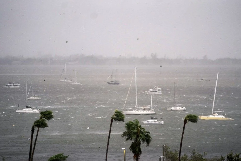 Milton Kasırgası Florida'yı yıkıp geçiyor! 8 Milton Kasırgası Florida'yı yıkıp geçiyor!
