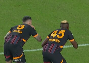 Galatasaray, rekorlar gecesinde Antalya deplasmanında golcüleriyle kazandı