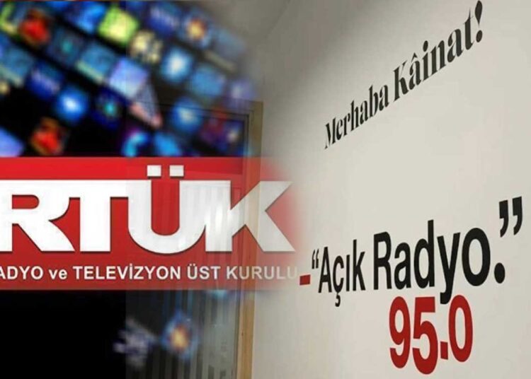 Bir medya kuruluşu daha susturuldu! Açık Radyo’nun yayın lisansı iptal edildi 1 Bir medya kuruluşu daha susturuldu! Açık Radyo’nun yayın lisansı iptal edildi