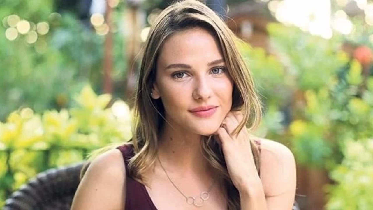 Alina Boz'un annesini görenin yorumu: ‘Güzelliğini ondan almış’