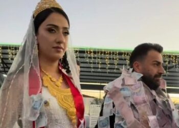 Aşiret düğününde takı rekoru: Milyonlarla lira nakit, kilolarca altın…