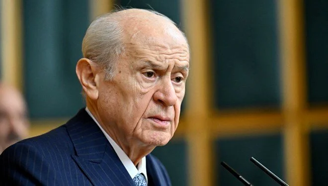 Bahçeli'den Öcalan çağrısı: Meclis'e gelsin, silah bırakıldığını ilan etsin, umut hakkını kullansın! 2 Bahçeli'den Öcalan çağrısı: Meclis'e gelsin, silah bırakıldığını ilan etsin, umut hakkını kullansın!