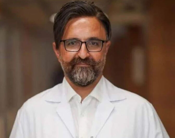 Yenidoğan çetesinin lideri olduğu söylenen doktor, PKK bağlantısından 5 yıl hapis yatmış 3 Yenidoğan çetesinin lideri olduğu söylenen doktor, PKK bağlantısından 5 yıl hapis yatmış