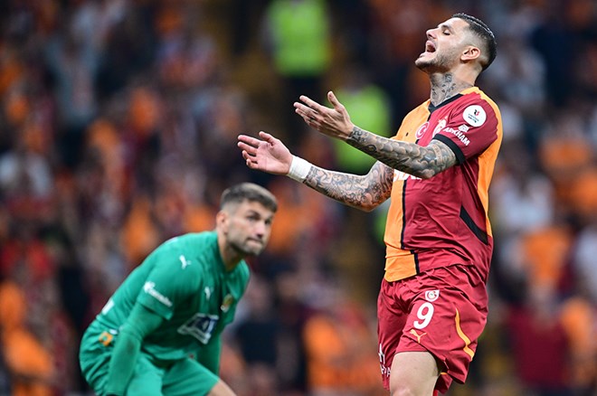 Arjantin'den bomba transfer iddiası: Mauro İcardi'nin yeni takımını duyurdular 1 Arjantin’den bomba transfer iddiası: Mauro İcardi’nin yeni takımını duyurdular