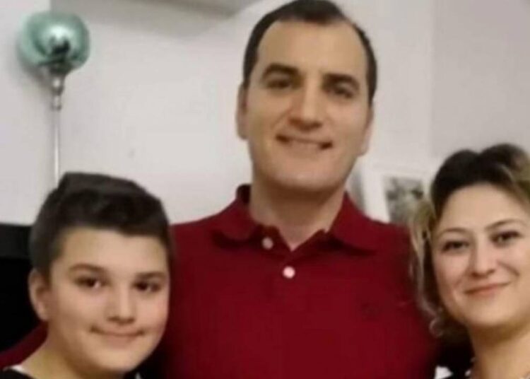 Eşini 39, oğlunu 49 bıçak darbesiyle öldüren erkek: Asıl mağdur benim