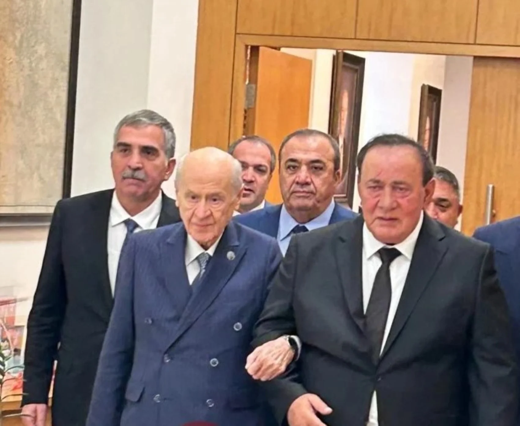 Halis Gül yazdı l Cübbeli, Çakıcı ile görüşünce fikri değişti! 6 Halis Gül yazdı l Cübbeli, Çakıcı ile görüşünce fikri değişti!