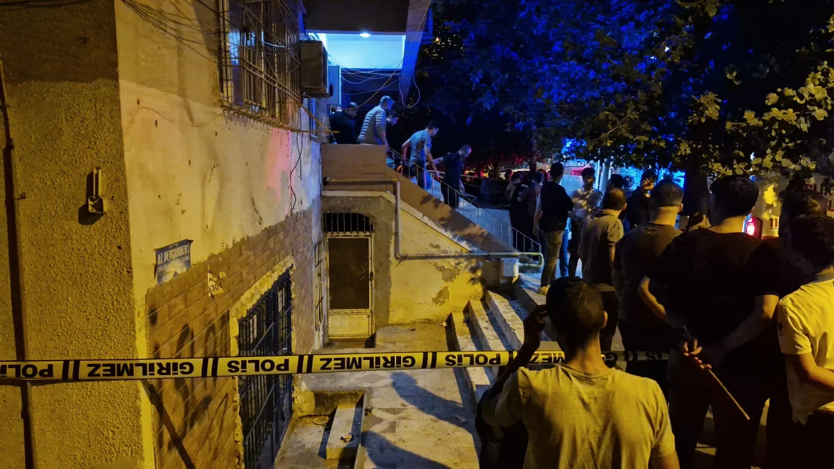 Diyarbakır'da aile içi kavgada damat ve kuzeni öldürüldü