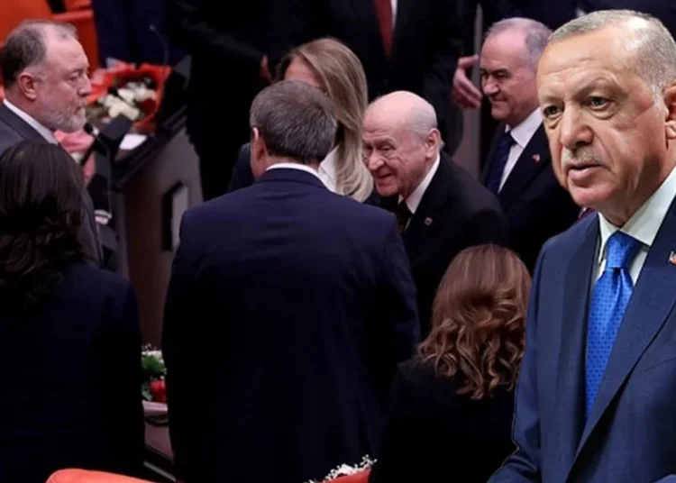 Mümtaz'er Türköne yazdı I Hayırlı olsun: Çözüm Süreci yeniden başladı 1 Mümtaz’er Türköne yazdı I Hayırlı olsun: Çözüm Süreci yeniden başladı