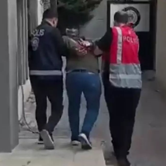 Sokak ortasında hamile kadına taciz: Şüpheli gözaltında 4 Sokak ortasında hamile kadına taciz: Şüpheli gözaltında