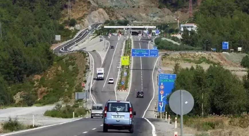Muğla’da ücretsiz olacağı söylenen tünelin geçiş ücretine 3. kez zam yapıldı