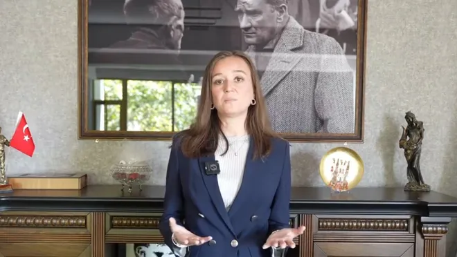 Gülşah Durbay'dan 'Özgür Özel'le ilişki' iddialarına sert tepki: Bu alçakları mahkum ettireceğim 1 Gülşah Durbay’dan ‘Özgür Özel’le ilişki’ iddialarına sert tepki: Bu alçakları mahkum ettireceğim