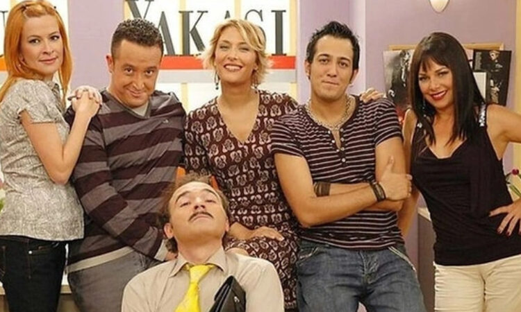 Gülse Birsel, tepki gelen Vural Çelik ile ilgili yazısını kaldırdı 1 Gülse Birsel, tepki gelen Vural Çelik ile ilgili yazısını kaldırdı