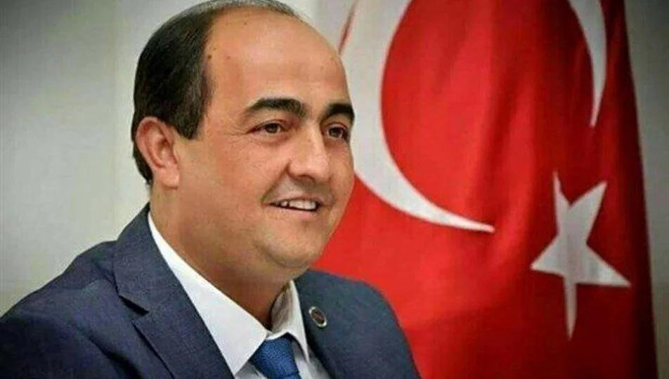 Kadın çalışanı taciz eden AK Partili belediye başkanı tutuklandı 2 Kadın çalışanı taciz eden AK Partili belediye başkanı tutuklandı