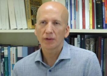 Ekonomist Hakan Kara: Ekonomi yavaşlıyor ama yanlış yerden yavaşlıyor