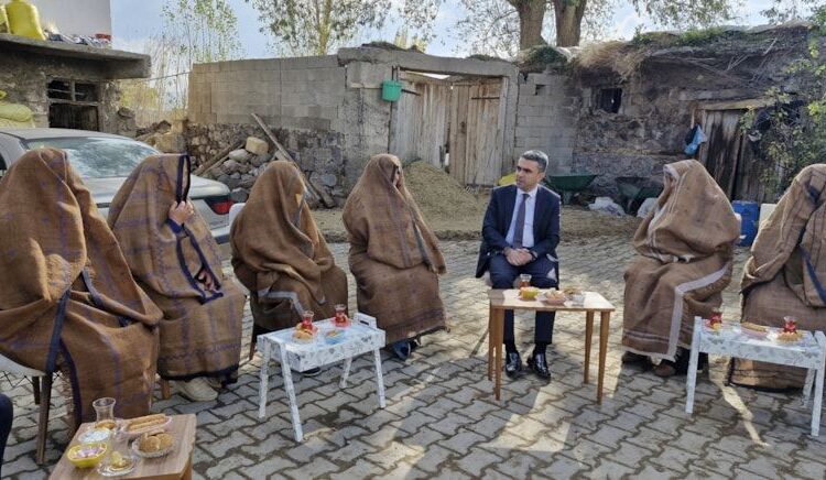 Erzurum Valiliği'nin 'ihramlı kadınlar' paylaşımı tartışma oluşturdu 1 Erzurum Valiliği’nin ‘ihramlı kadınlar’ paylaşımı tartışma oluşturdu