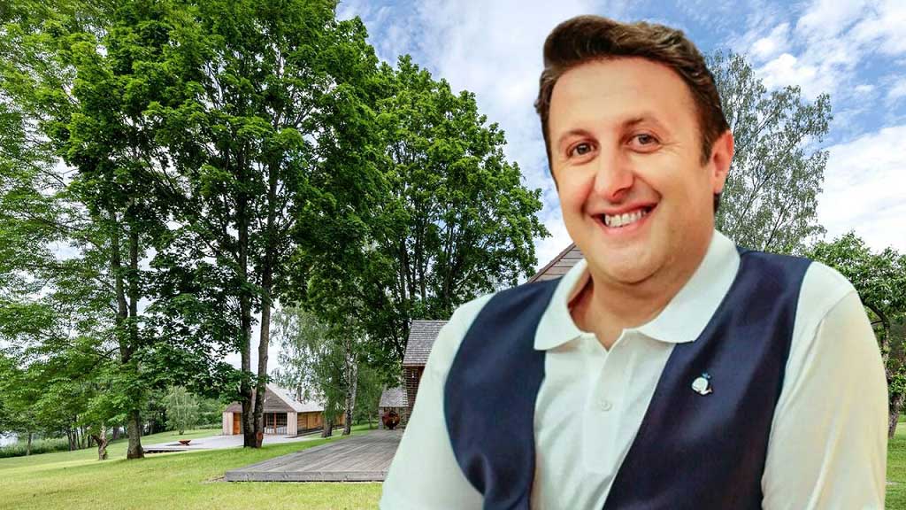 Ünlü isim ekranlara ara verdi; çiftliğinde doğayla baş başa 2 Ünlü isim ekranlara ara verdi; çiftliğinde doğayla baş başa