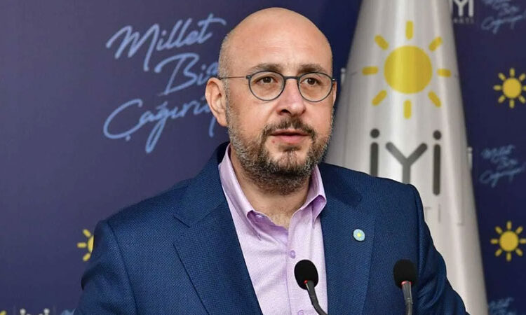 İYİ Parti Genel Sekreteri Uğur Poyraz'a 'dolandırıcılık' fezlekesi hazırlandı 1 İYİ Parti Genel Sekreteri Uğur Poyraz’a ‘dolandırıcılık’ fezlekesi hazırlandı