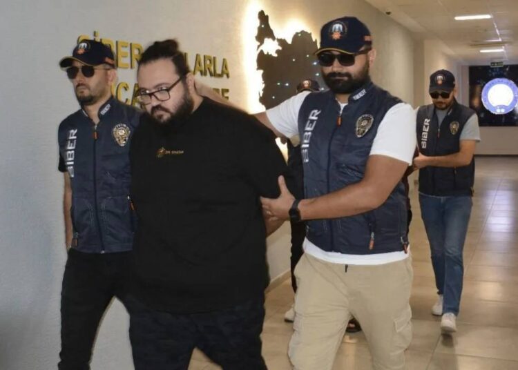 Yayındaki ahlaksız sözlerinden dolayı tutuklanan ‘Jahrein’ tahliye edildi
