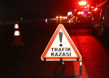İçinde 6 çocuk bulunan otomobil kaza yaptı: 2 ölü, 4 yaralı