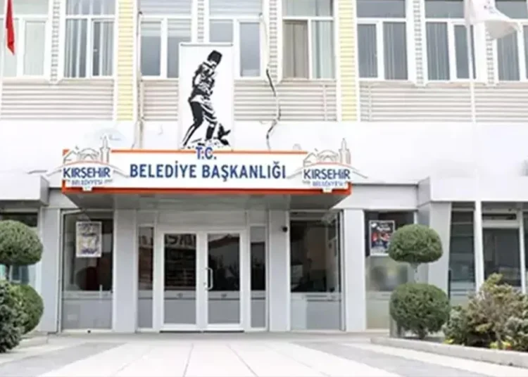 Tapu kayıtlarına göre Kırşehir Belediyesi ‘kerpiç ev’de hizmet veriyor 1 Tapu kayıtlarına göre Kırşehir Belediyesi ‘kerpiç ev’de hizmet veriyor